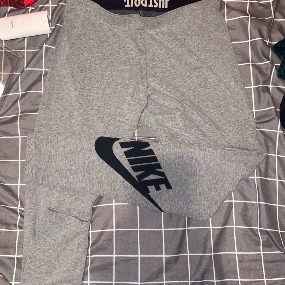 Nike pro grey and black leggings
